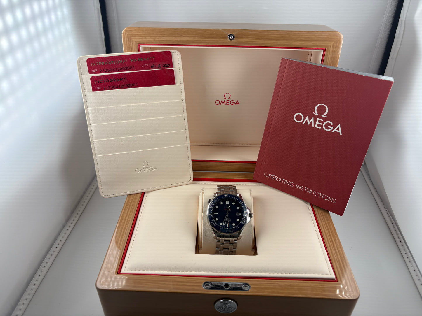 PRE OWNED-Omega Seamaster Diver 300M Ceramic Ref. 212.30.41.20.03.001- FULL SET- SOLD!
