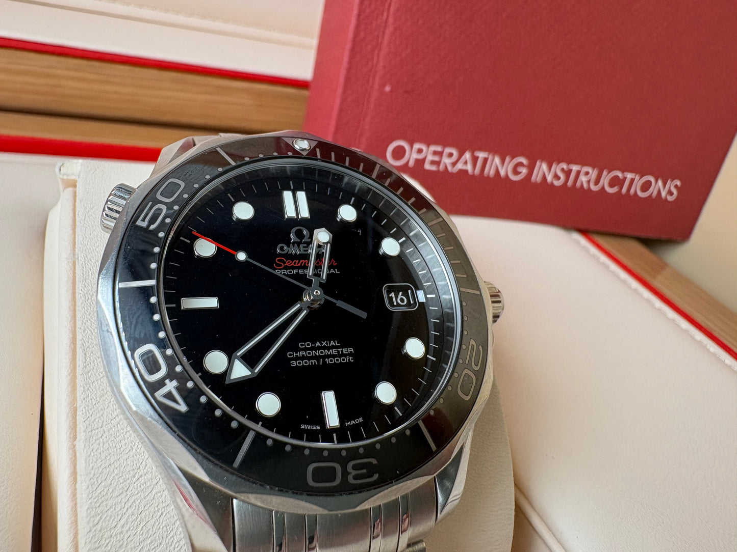 PRE OWNED-Omega Seamaster Diver 300M Ceramic Black Dial- Ref. 212.30.41.20.01.003- FULL SET