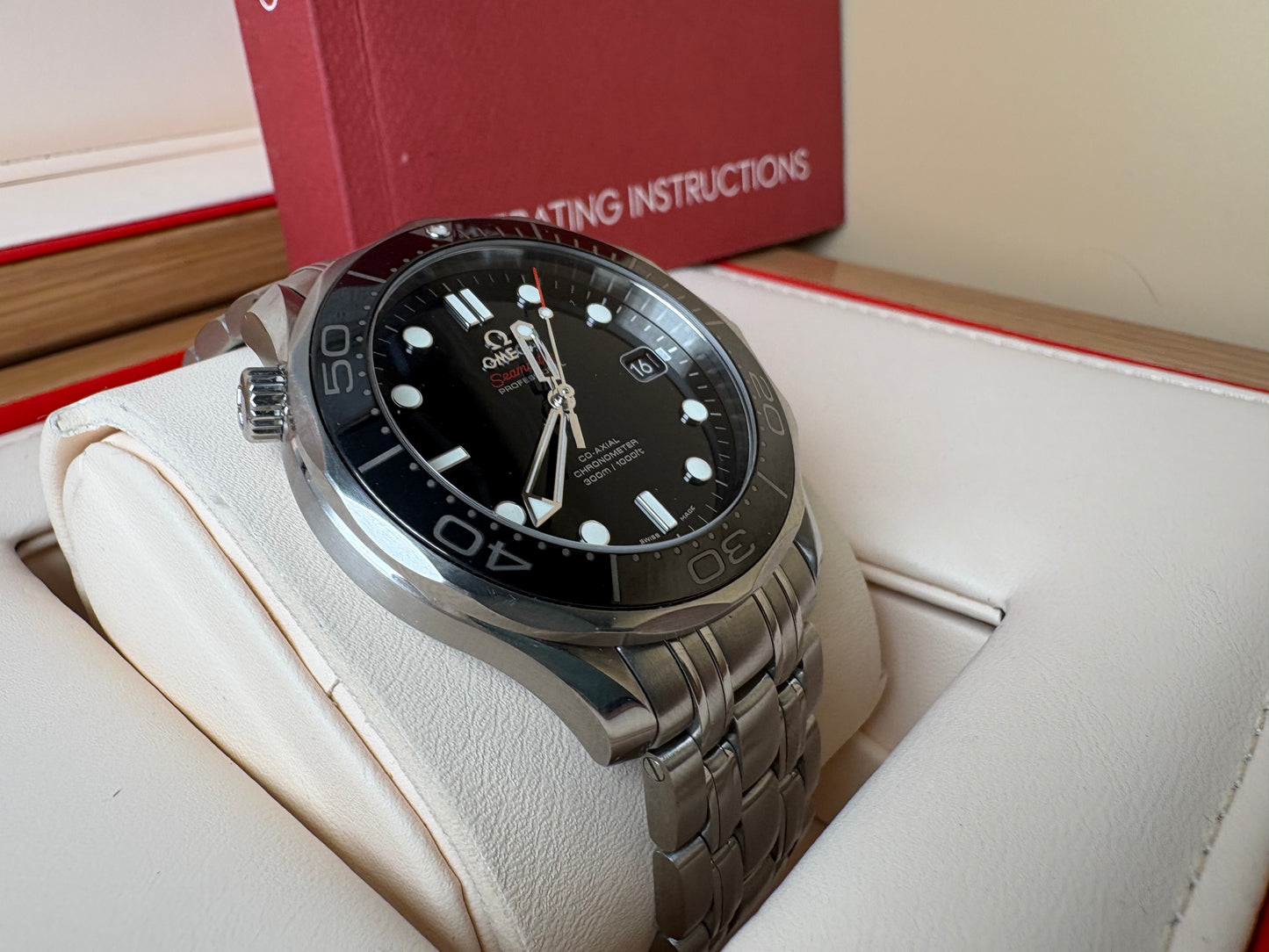 PRE OWNED-Omega Seamaster Diver 300M Ceramic Black Dial- Ref. 212.30.41.20.01.003- FULL SET