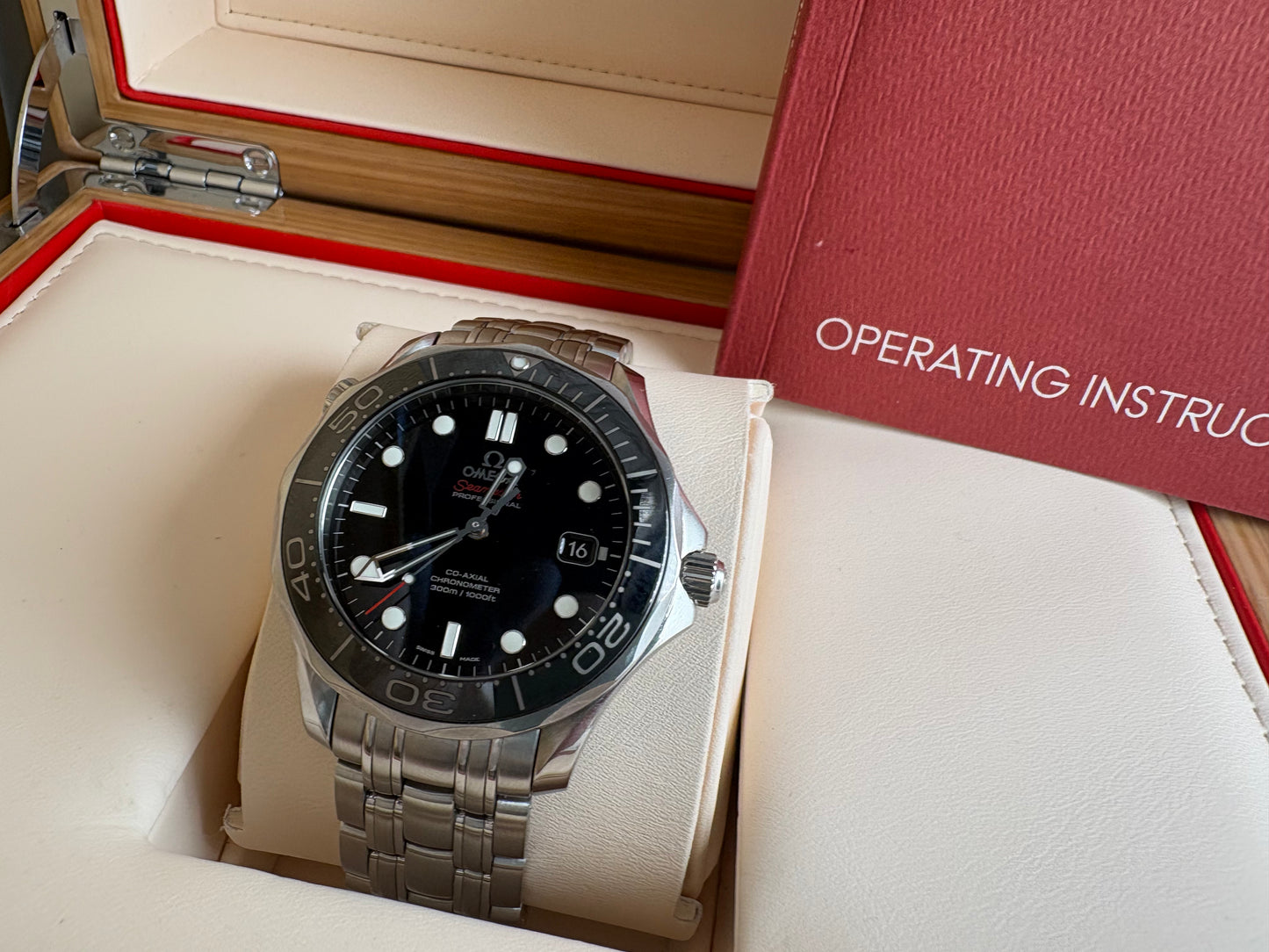 PRE OWNED-Omega Seamaster Diver 300M Ceramic Black Dial- Ref. 212.30.41.20.01.003- FULL SET