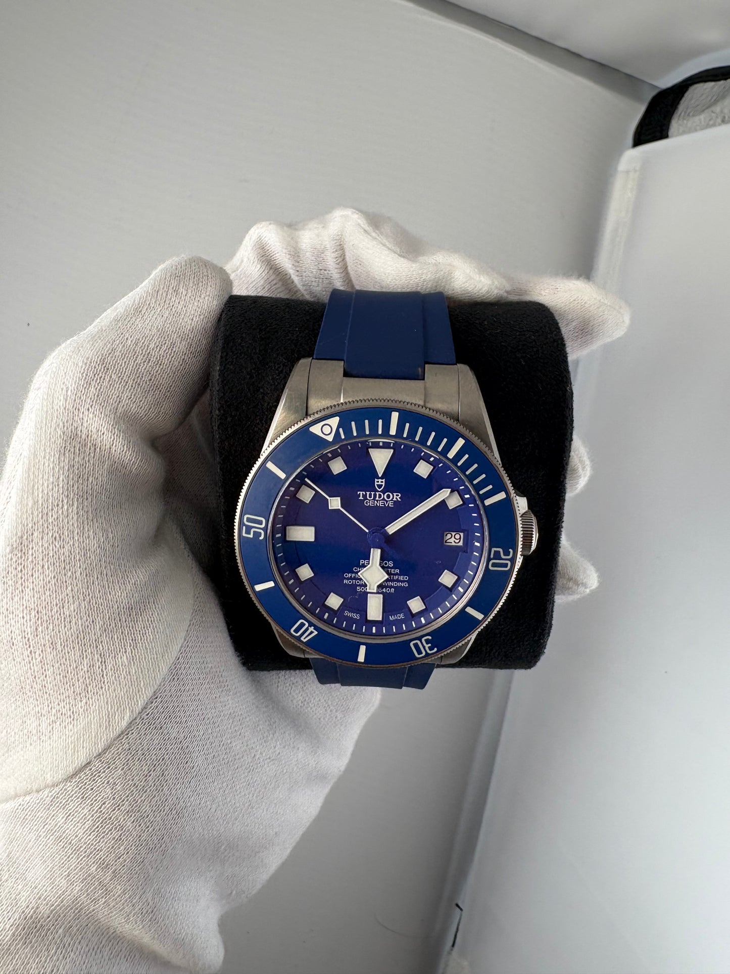 PRE OWNED-Tudor Pelagos 42mm "Blue Dial" – Ref. 25600TB (2021)