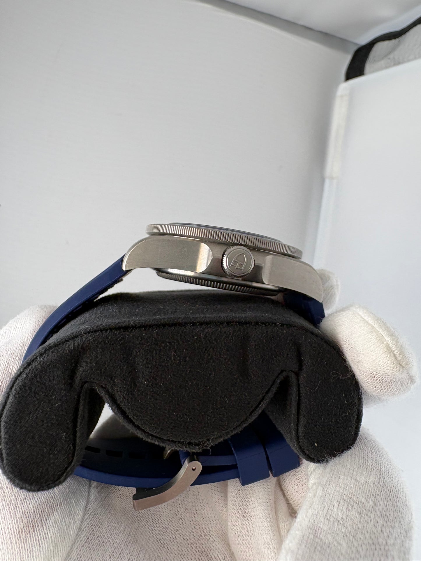 PRE OWNED-Tudor Pelagos 42mm "Blue Dial" – Ref. 25600TB (2021)