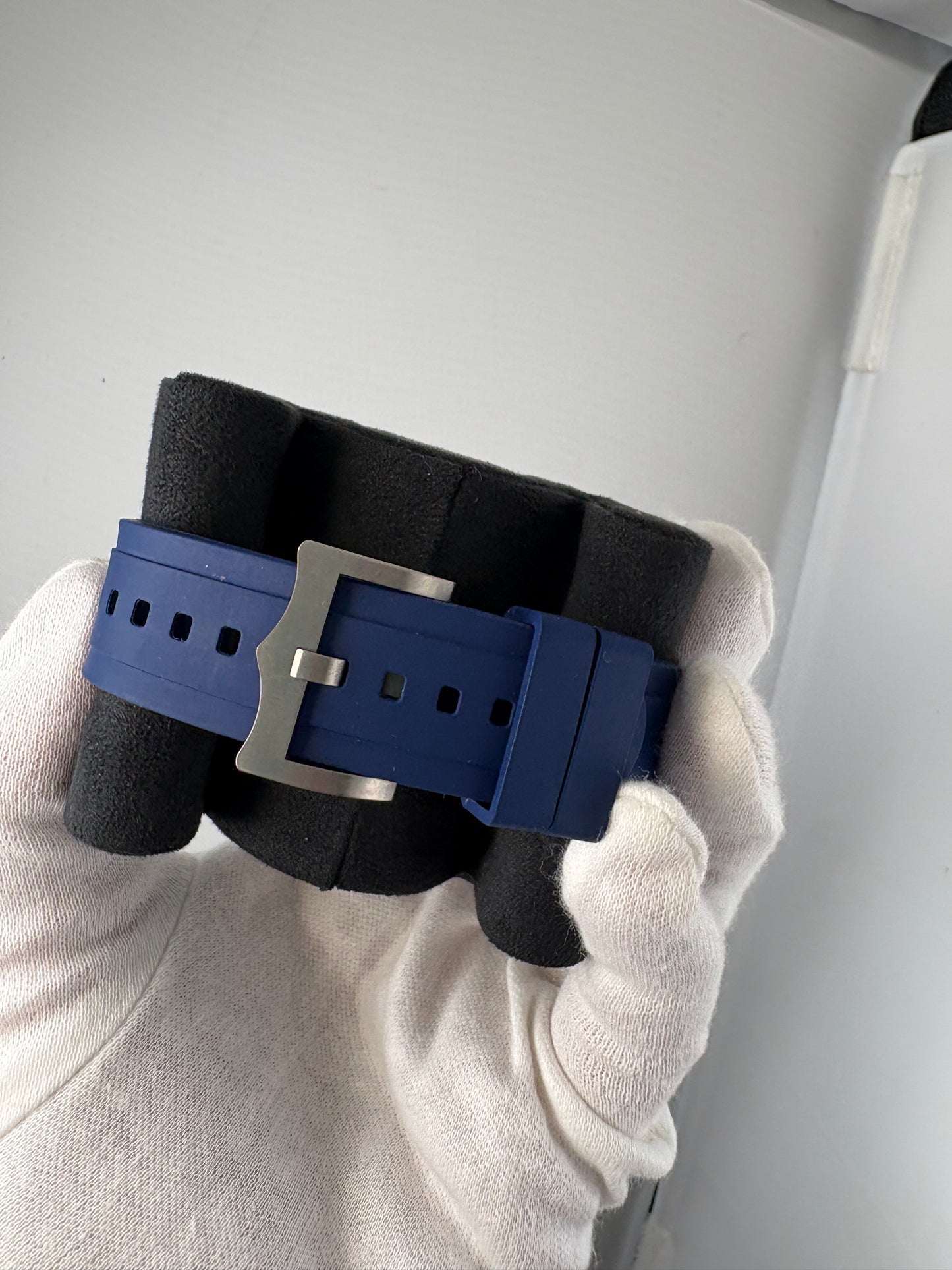 PRE OWNED-Tudor Pelagos 42mm "Blue Dial" – Ref. 25600TB (2021)