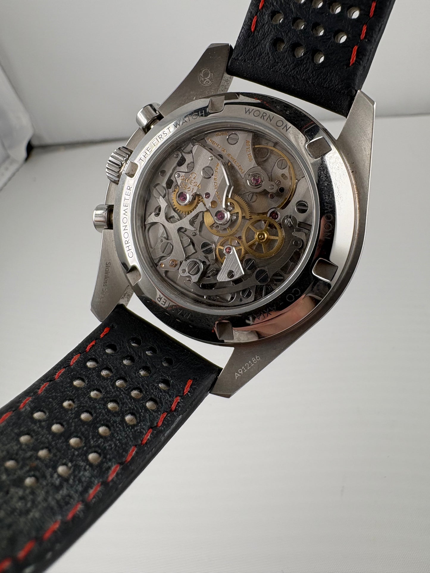 Pre-Owned 2025 Omega Speedmaster Moonwatch Professional White Dial – Ref. 310.32.42.50.04.002