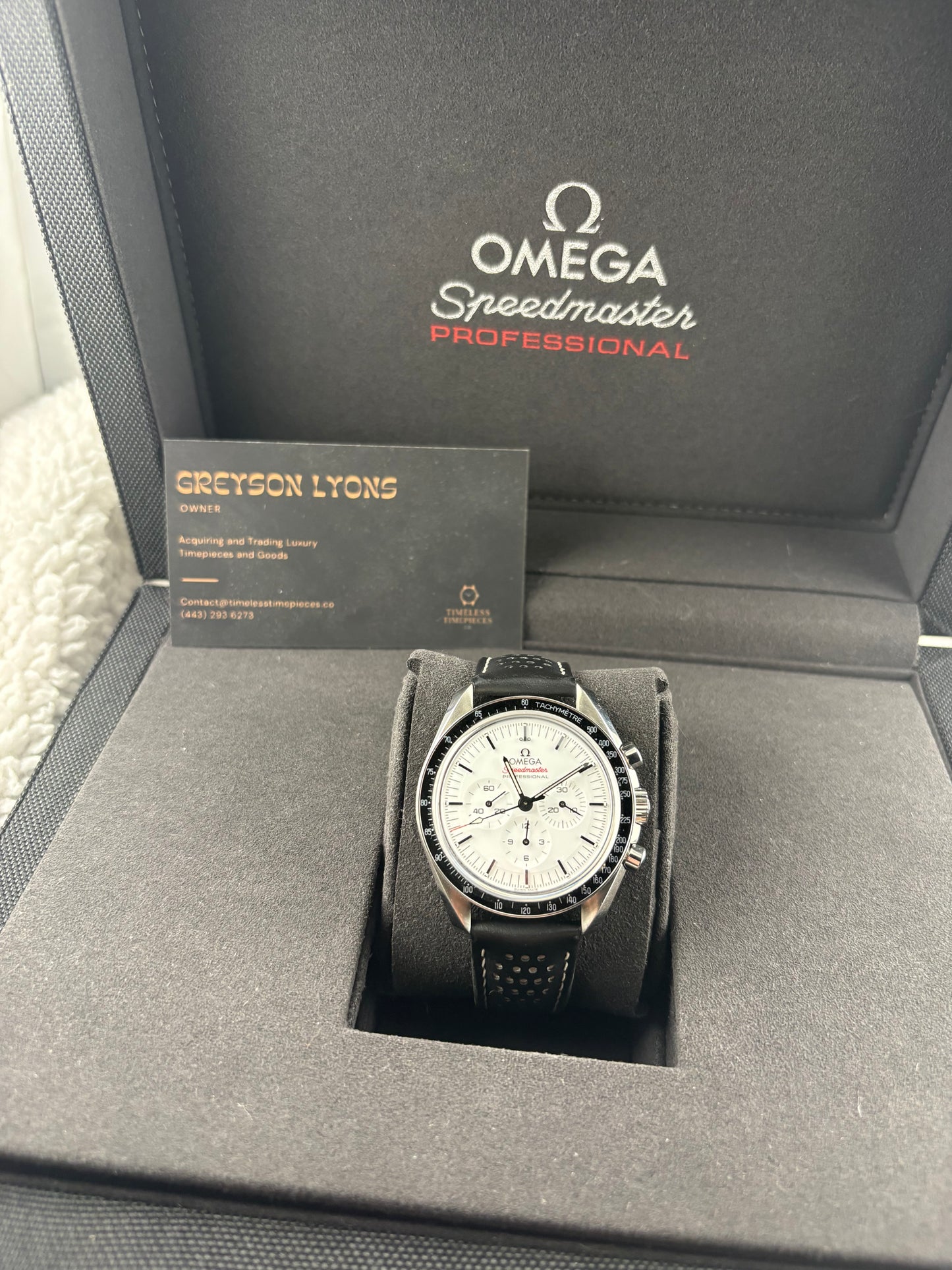 Pre-Owned 2025 Omega Speedmaster Moonwatch Professional White Dial – Ref. 310.32.42.50.04.002